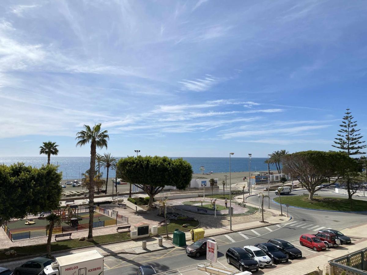 Apartamento 2 Habitaciones Frontal Al Mar 3 Torre Del Mar Εξωτερικό φωτογραφία