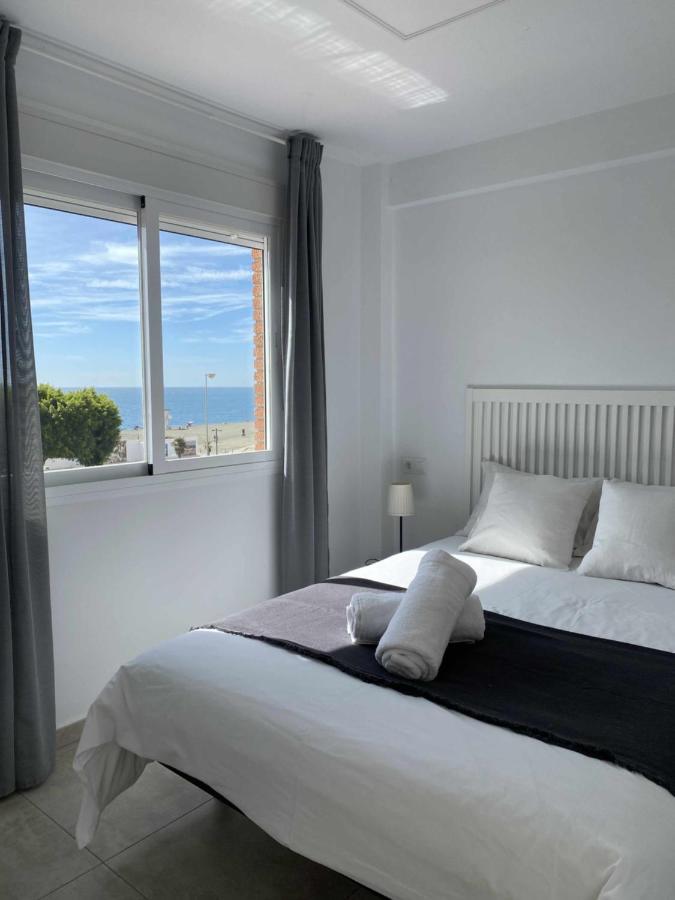 Apartamento 2 Habitaciones Frontal Al Mar 3 Torre Del Mar Εξωτερικό φωτογραφία
