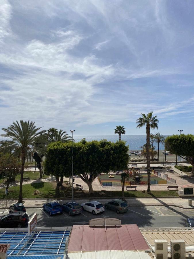 Apartamento 2 Habitaciones Frontal Al Mar 3 Torre Del Mar Εξωτερικό φωτογραφία
